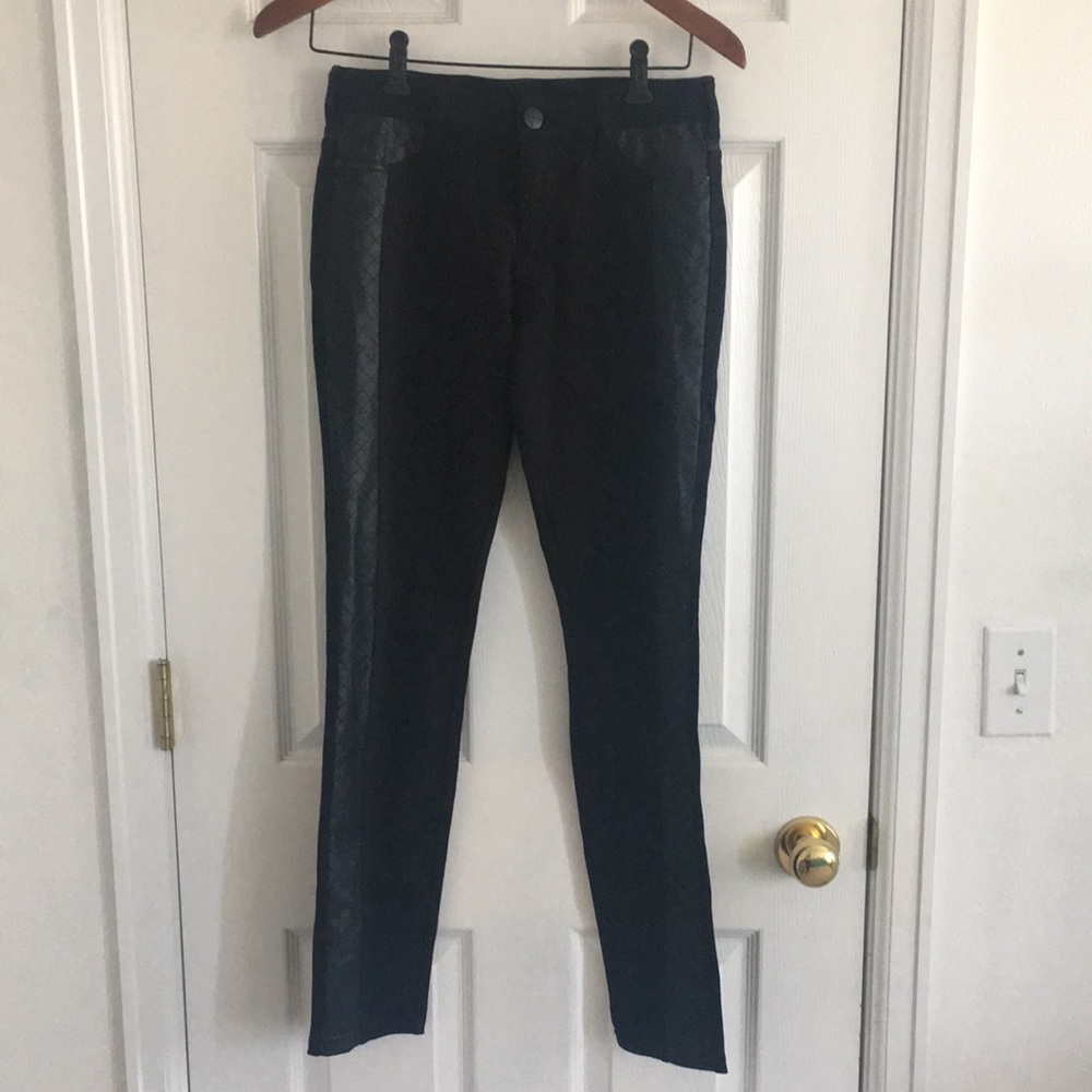 Liverpool Madonna Leggings